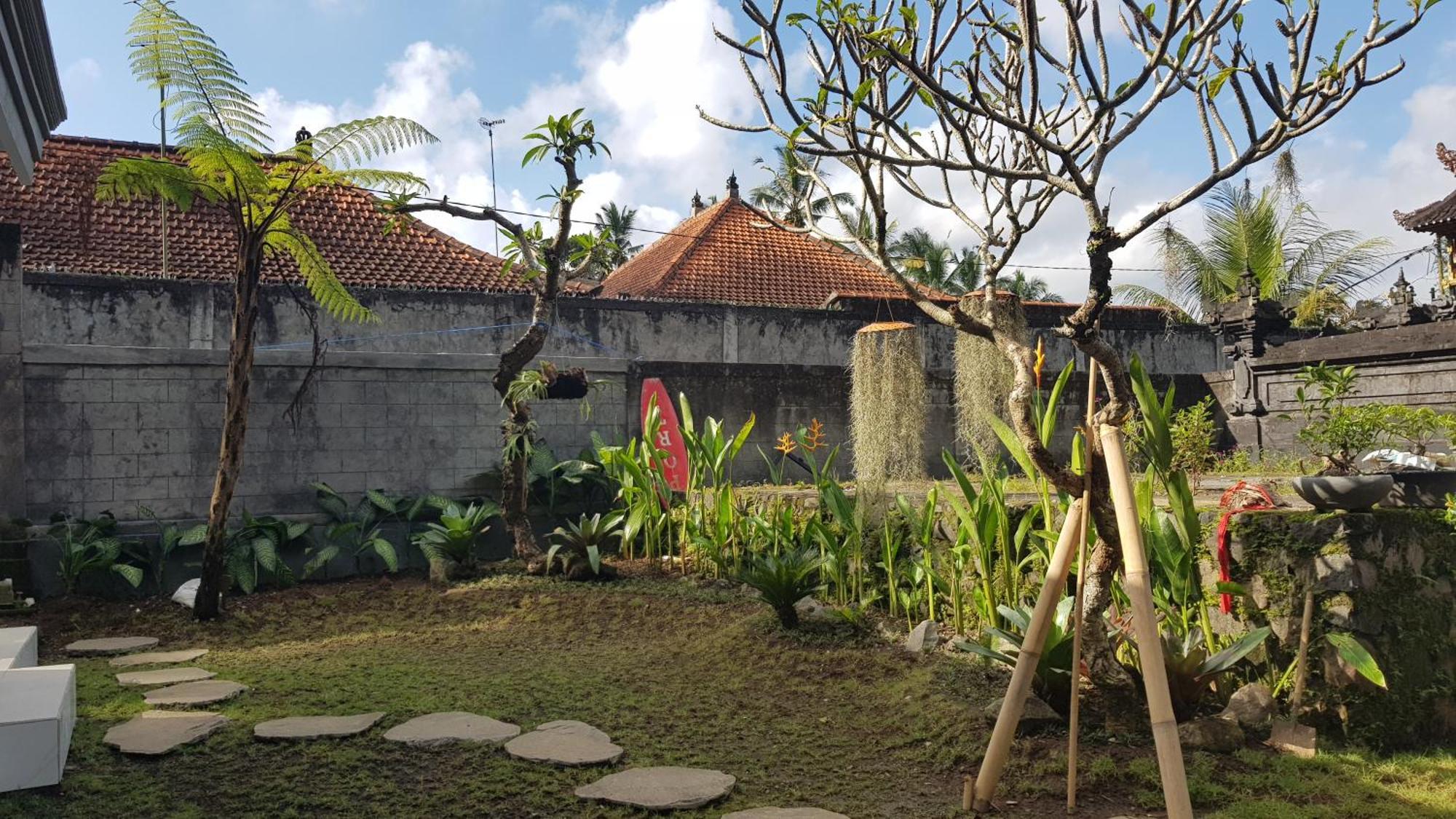 Ari Guest House Undisan Bagian luar foto